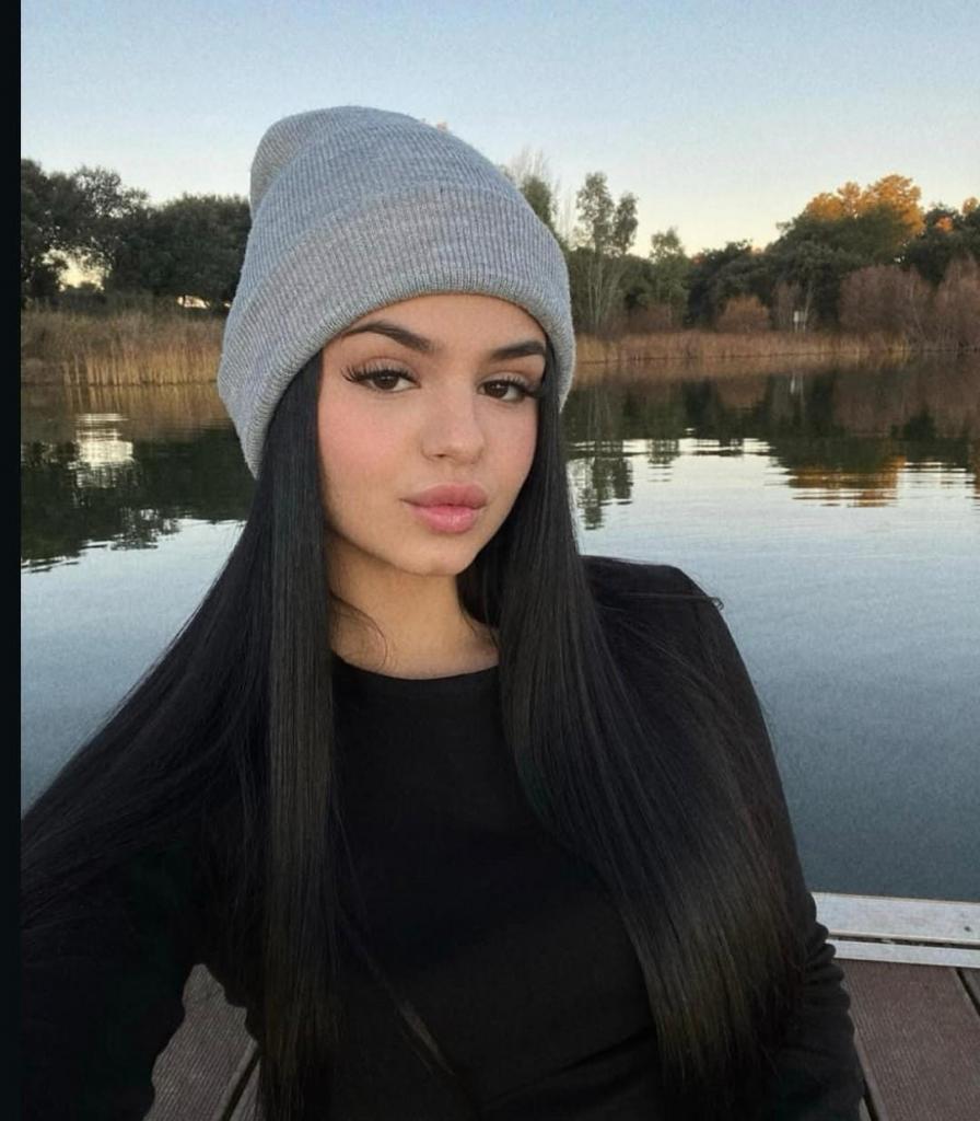 695035446: Chica busca chico en Madrid