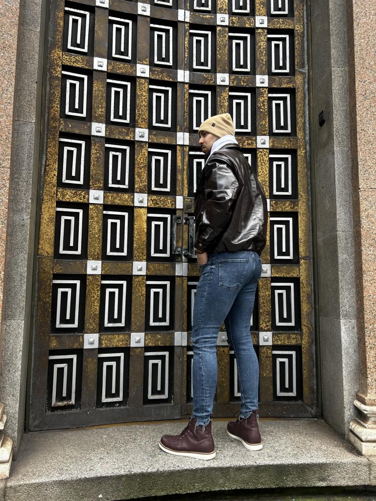 Chico busca chica en Asturias: 