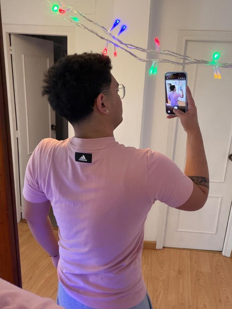 Chico busca chica en León: 