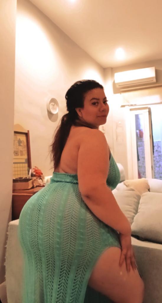 Chica busca chico en Sevilla: 