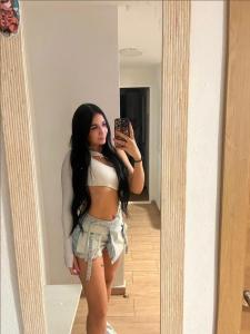 605557451: Chica busca chico en Almería