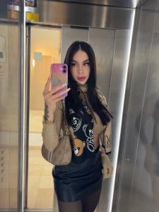 664284971: Travesti en Sevilla