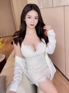 632211057: Chica busca chico en Zaragoza