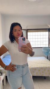 614885771: Chica busca chico en Zaragoza