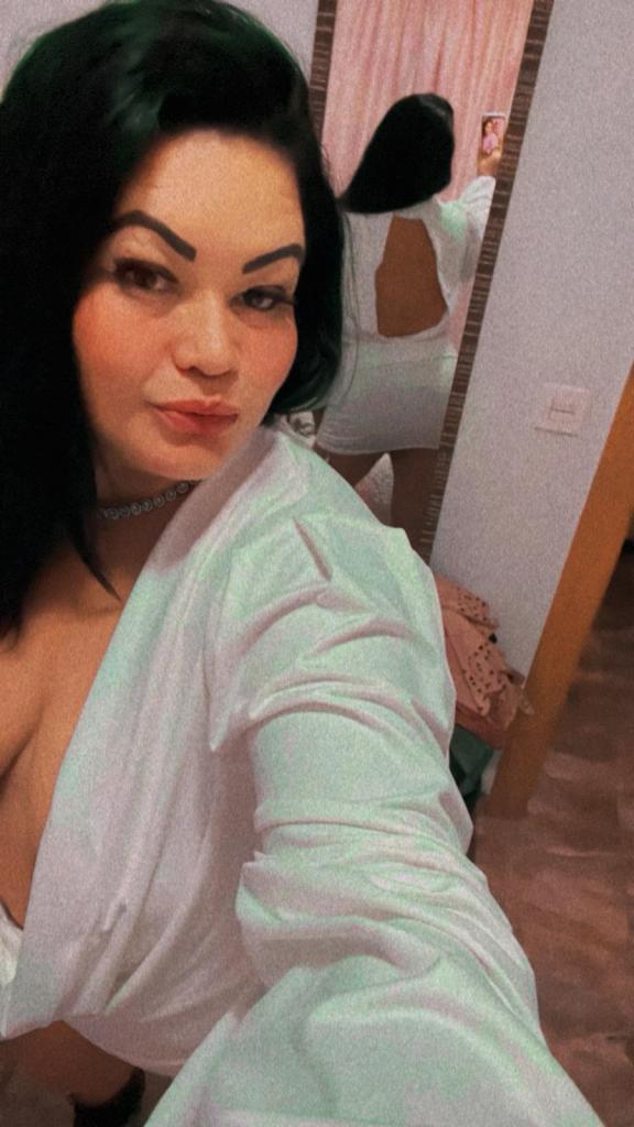 Chica busca chico en Murcia: 