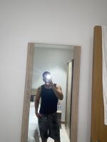 613637662: Chico busca chica en Granada