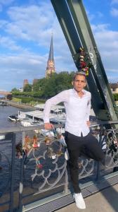 603106213: Chico busca chica en Barcelona