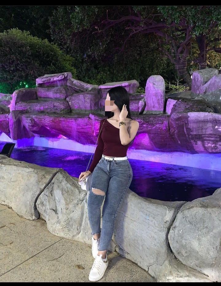 Chica busca chico en Cádiz: 