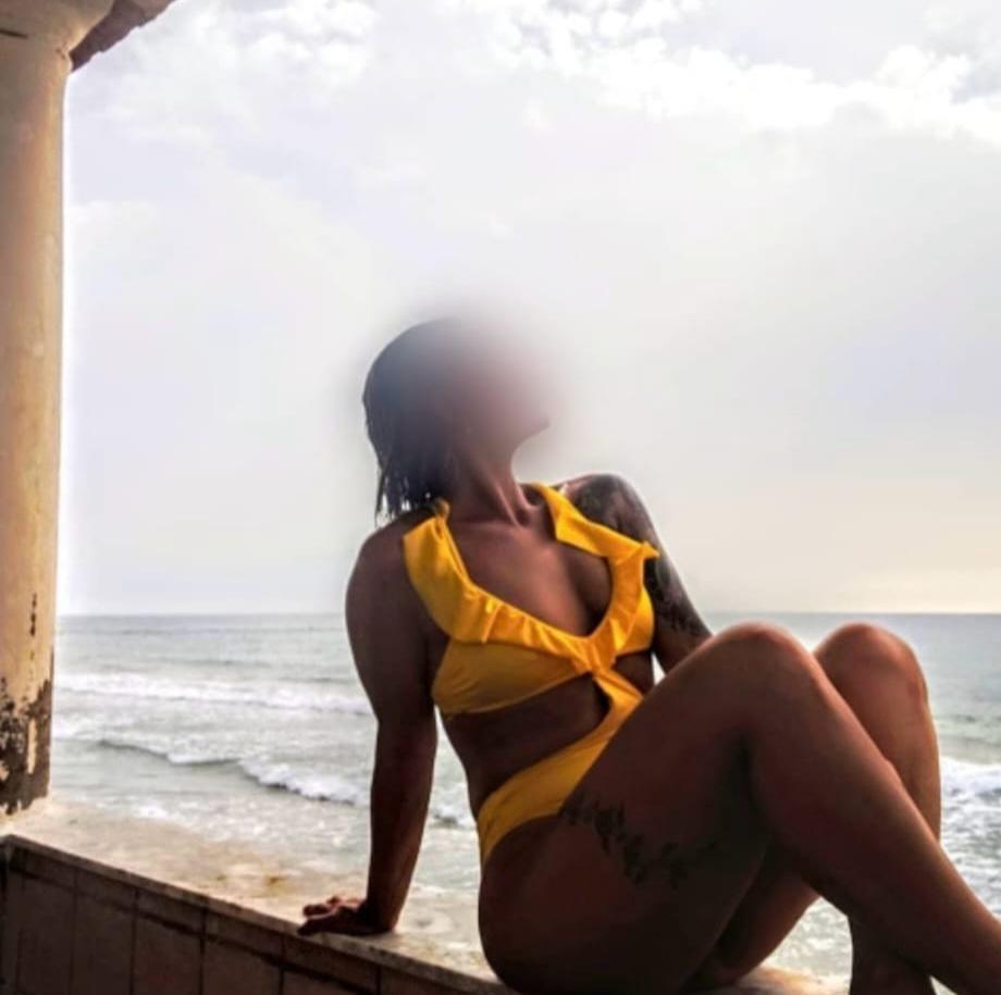 633222541: Chica busca chico en La Coruña