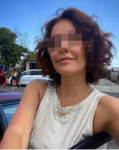 664421198: Chica busca chico en Barcelona