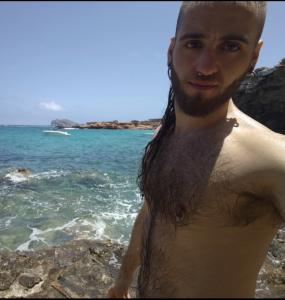 667249110: Chico busca chica en Cantabria