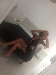 623530368: Chica busca chico en Sevilla