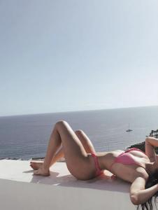 633157337: Chica busca chico en Granada