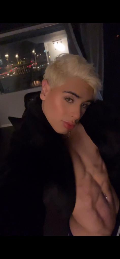 610845295: Chico busca chica en Málaga