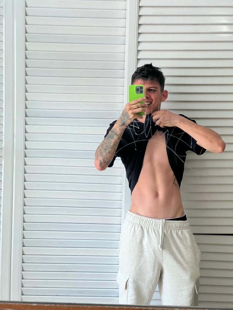 Chico busca chica en Mallorca: 