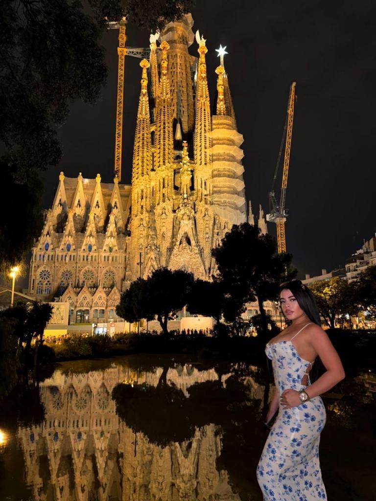 691802999: Chica busca chico en La Coruña