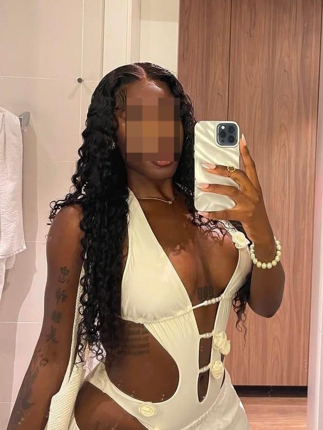 Chica busca chico en Alicante: 