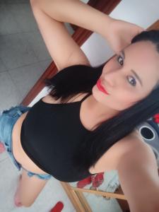 643625291: Chica busca chico en Navarra