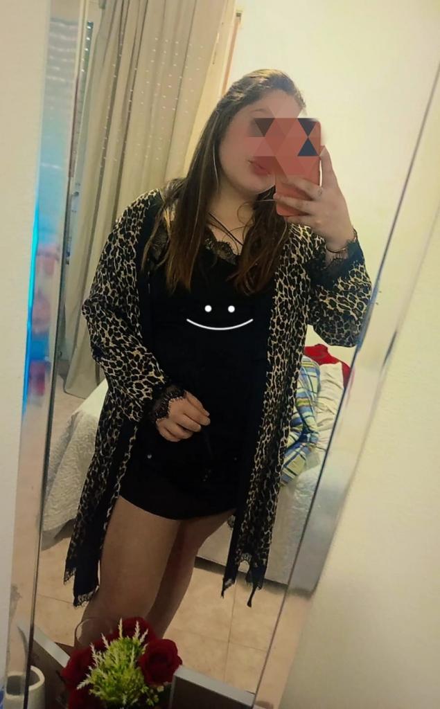 632367657: Chica busca chico en Barcelona