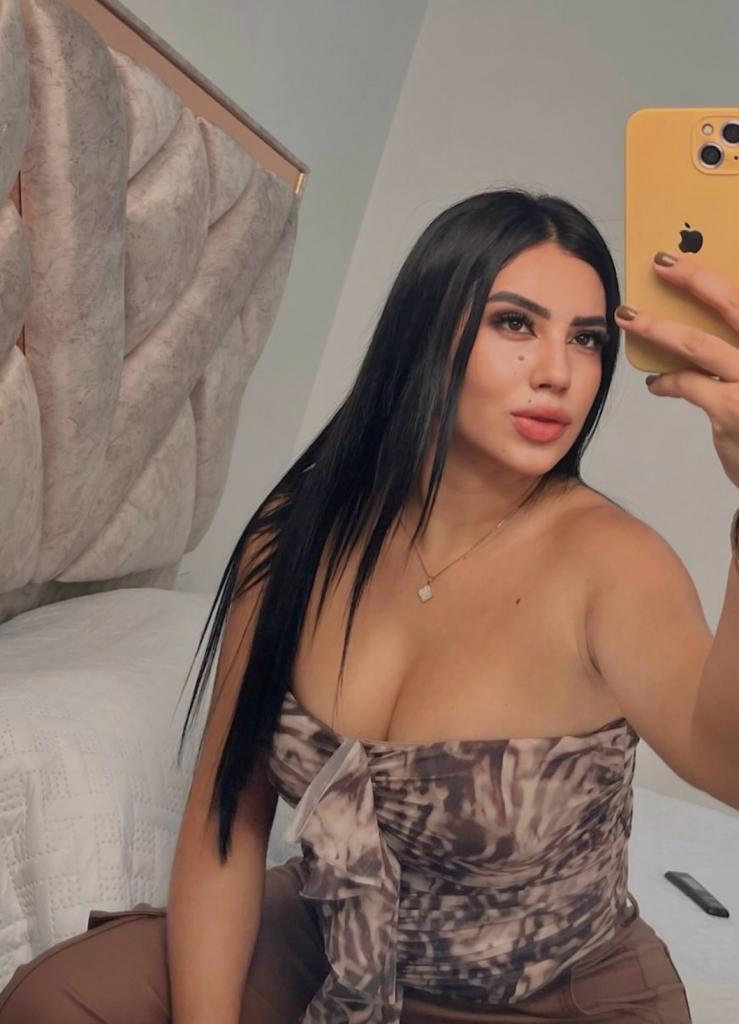 Chica busca chico en Murcia: 