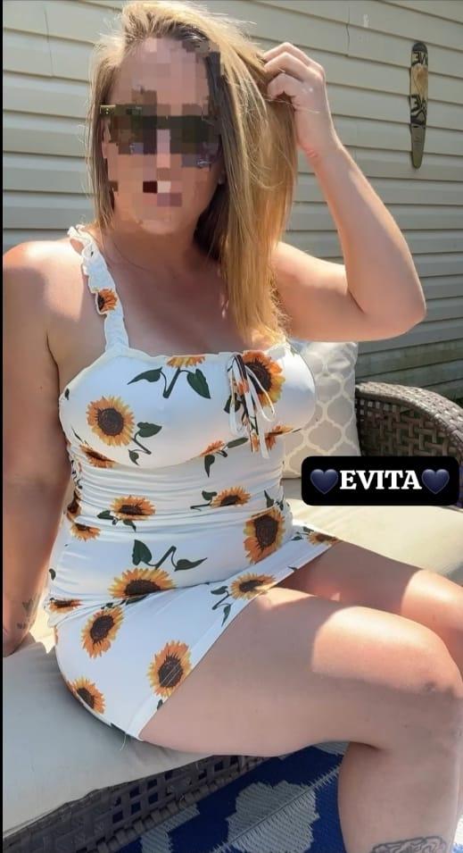 Chica busca chico en Almería: 