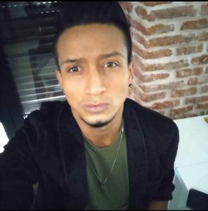 657682219: Chico busca chica en Barcelona