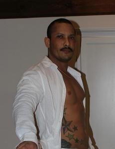 Chico busca chica en Sevilla: 