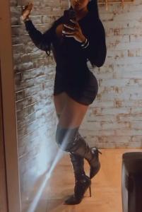 Chica busca chico en Alicante: 