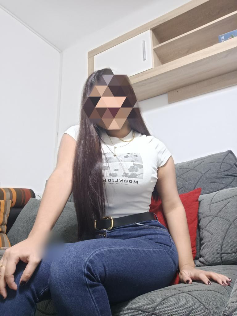 617054636: Chica busca chico en Madrid