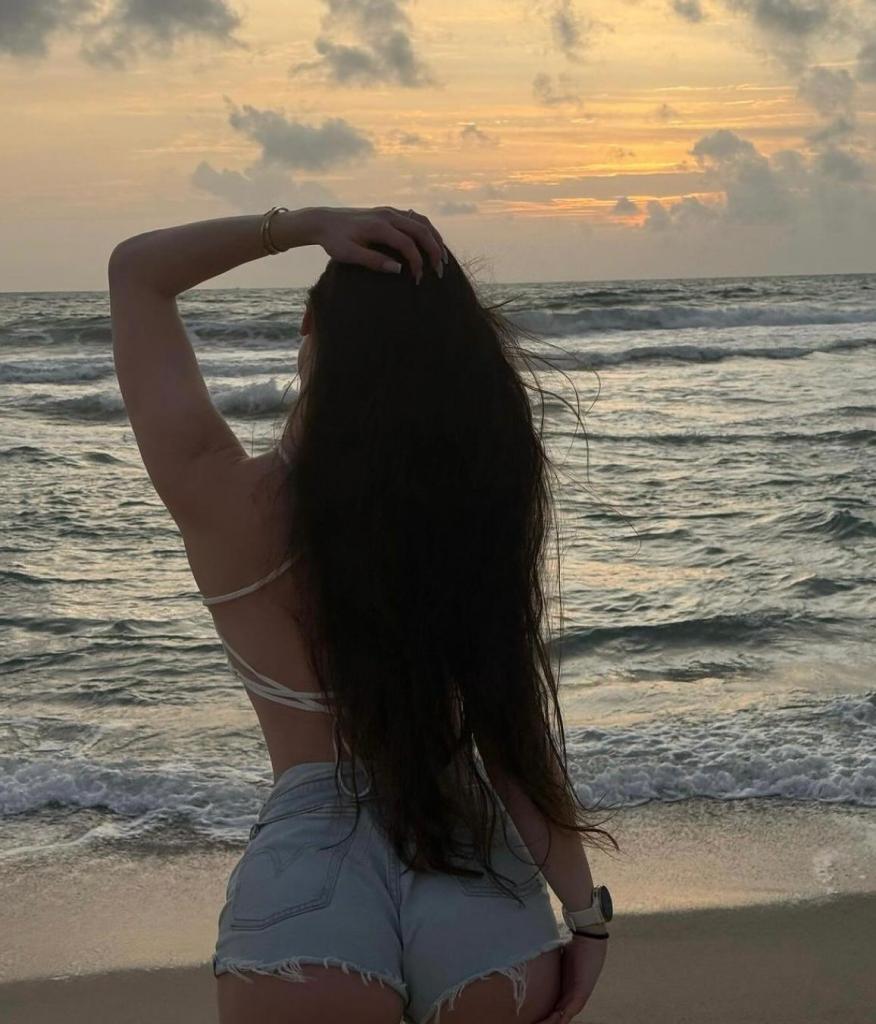 611380978: Chica busca chico en Málaga