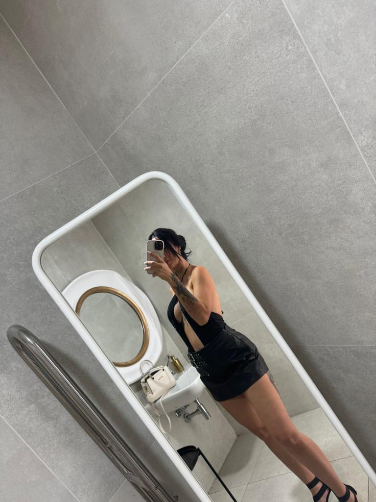 Chica busca chico en Tenerife: 