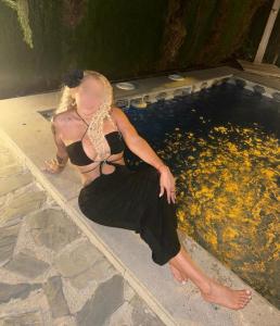 617043703: Chica busca chico en Granada