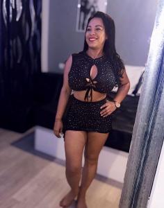 632298867: Chica busca chico en Ibiza