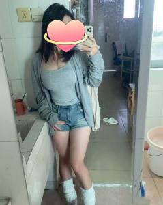 604186487: Chica busca chico en Madrid