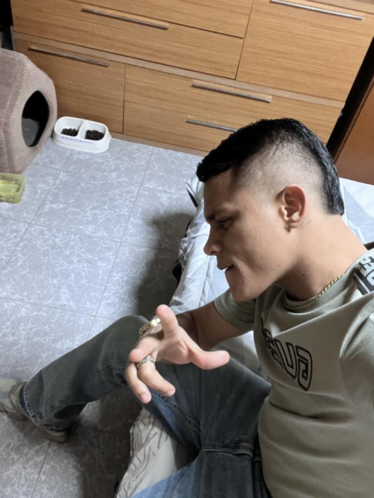 Chico busca chica en Valencia: 