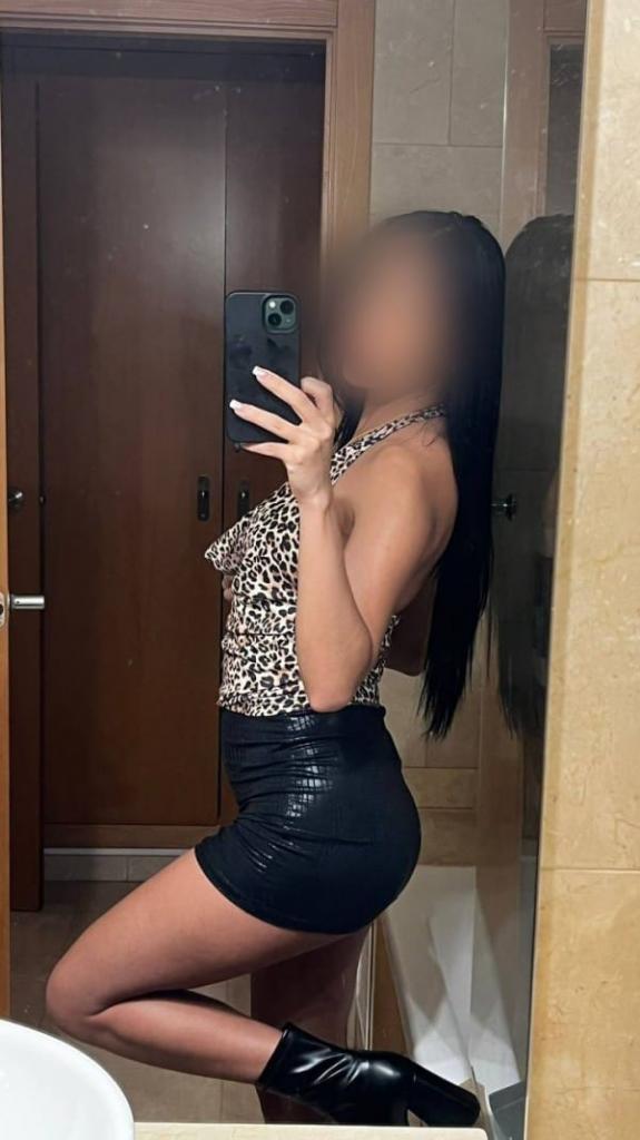 Chica busca chico en Almería: 