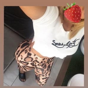 654197626: Chica busca chico en Tarragona