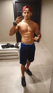 654220667: Chico busca chica en Orense