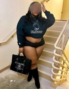 642276752: Chica busca chico en Sevilla