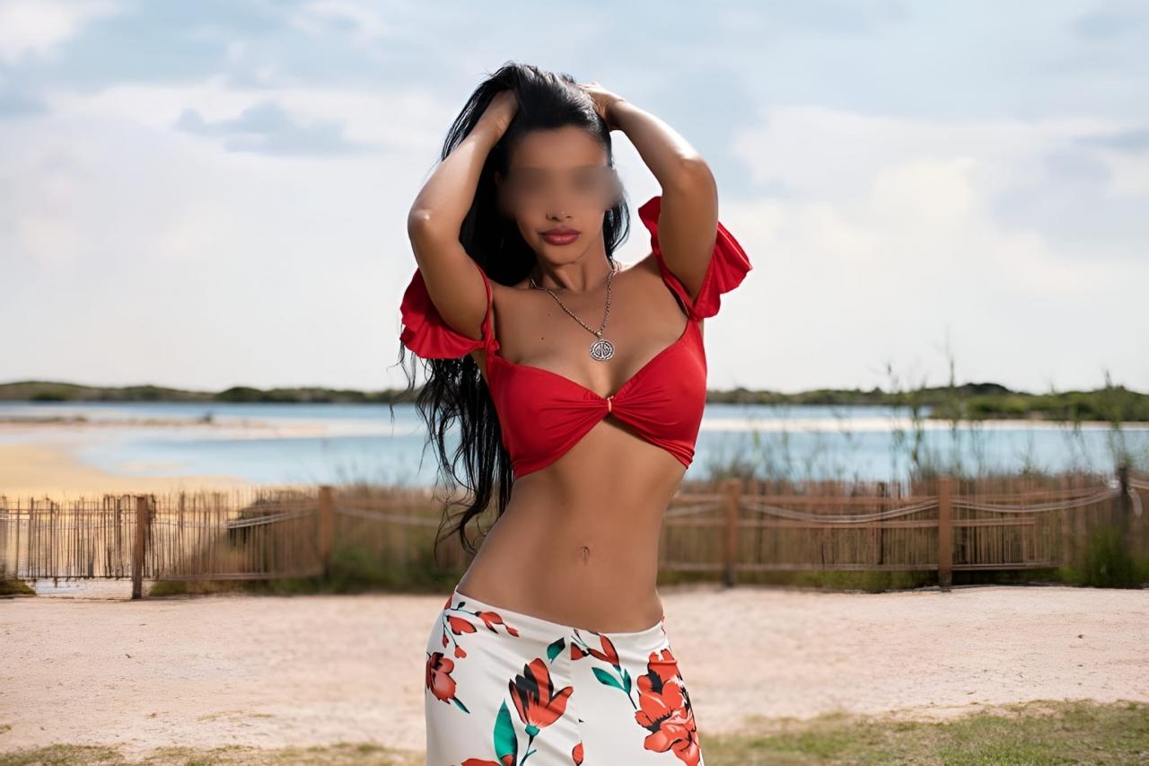 Chica busca chico en Málaga: Chica busca chico
