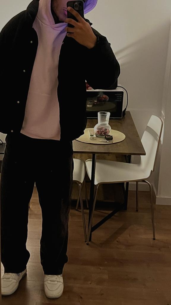 Chico busca chica en Barcelona: 