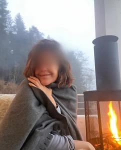 664421198: Chica busca chico en Barcelona