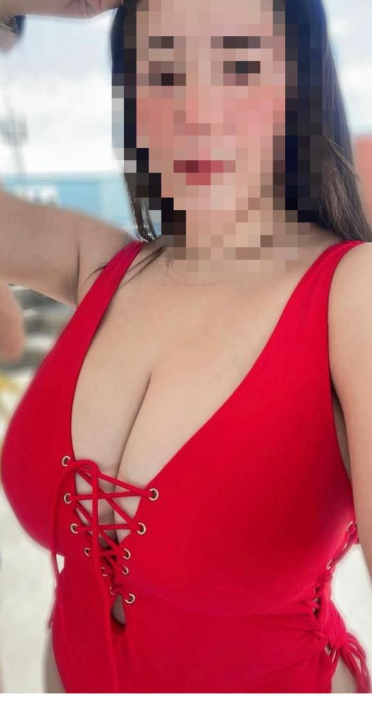 642110926: Chica busca chico en Barcelona