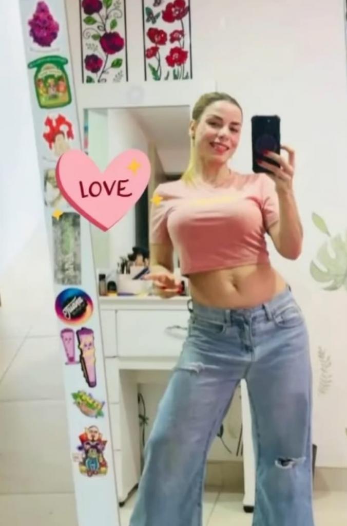 Chica busca chico en Ibiza: 