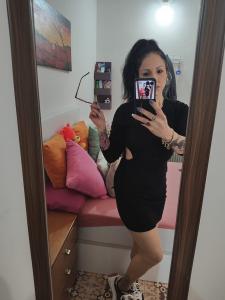 722559063: Chica busca chico en Barcelona