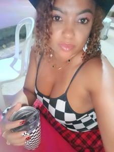 689739268: Chica busca chico en Zaragoza